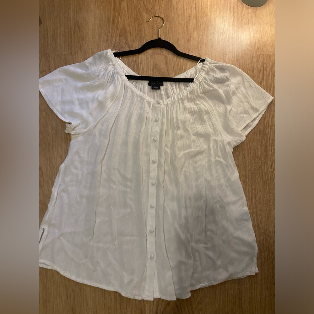 Sanctuary White Textured Button Up Blouse SIZE XL